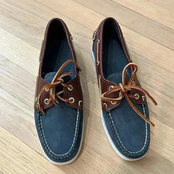 Sebago Docksides Women NEW Spinnaker 2-Eye Slip On Suede Boat Shoes Loafers 7.5 - Picture 2 of 9